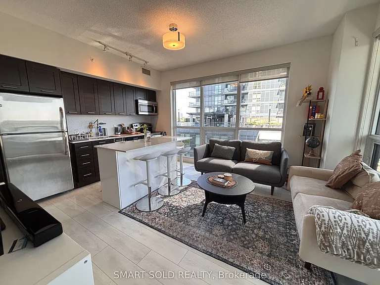 2212 Lake Shore Blvd W #908 — Photo 3