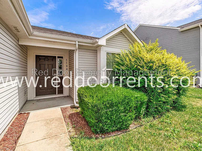 1180 Dark Star Ct — Photo 28