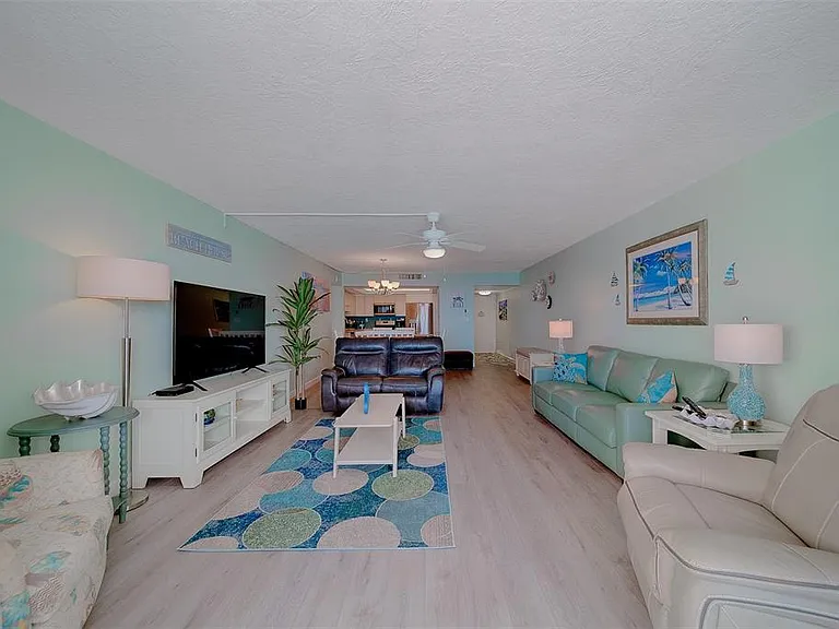 17920 Gulf Blvd #1205 — Photo 13