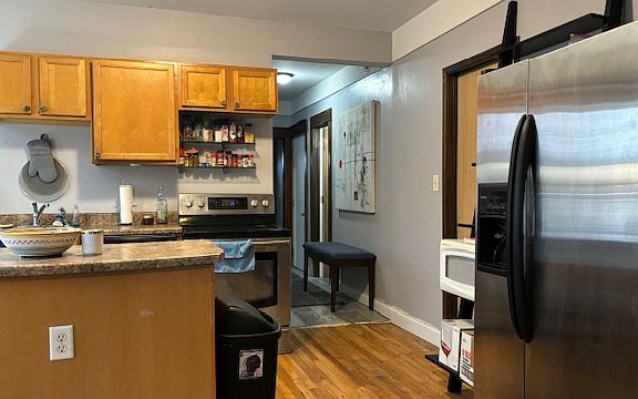 5th image of 741 Geranium Ave E #1