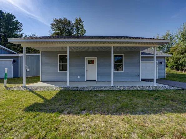 3878 Falling Leaf Trl, Traverse City, MI 49686