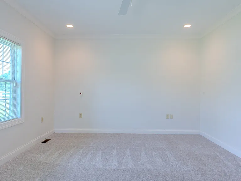 8196 Course View Dr — Photo 12