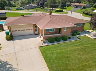 206 Cross Timbers St, Oxford, MI 48371