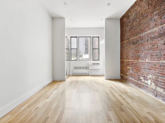 3rd image of 453 W 43rd St APT 3B