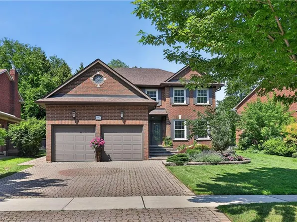 3861 Promontory Cres, Mississauga, ON L5L 3N4