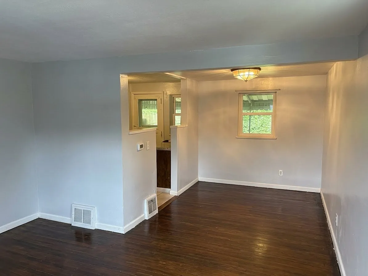 2 bed, 828 sqft, $1,250 — Photo 3