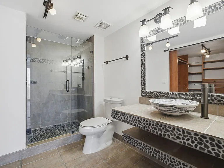 3901 S Flagler Dr #802 — Photo 14