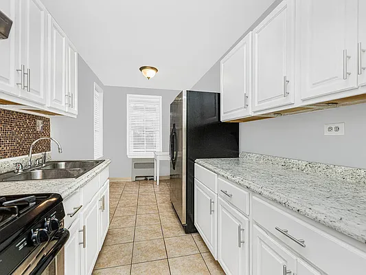 Sold by REMAX Distinguished Homes | media 26