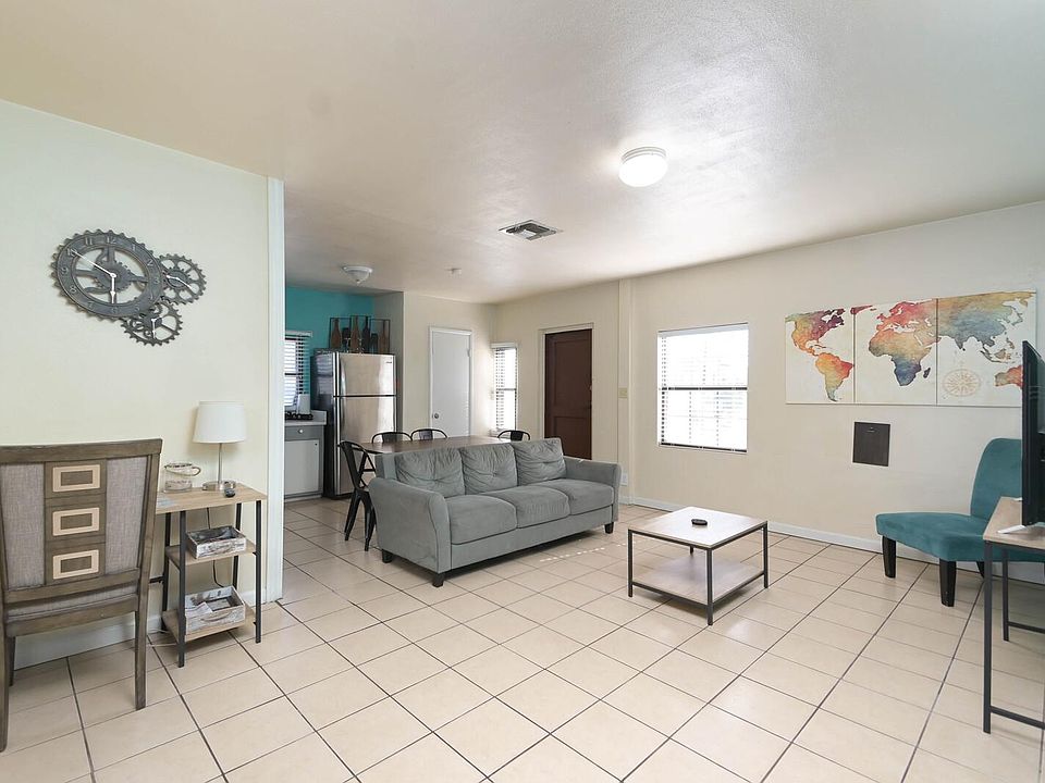 1st image of 702 S Gevers St APT 03