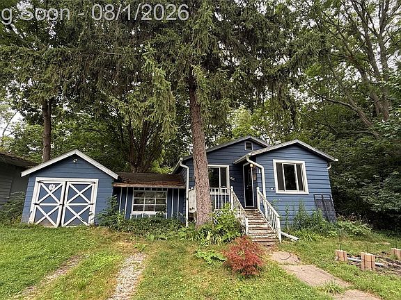 2nd image of 16658 Ridge Rd
