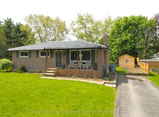 104 Simcoe Cres, Middlesex Centre, ON N0L1R0