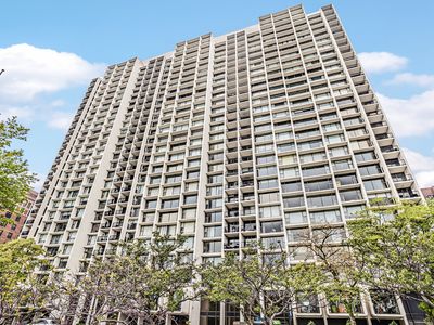 3200 N Lake Shore Dr APT 406, Chicago, IL, 60657