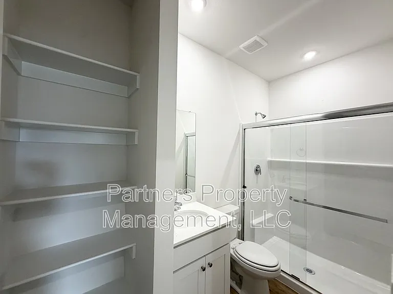 537 S Neon Ave — Photo 13