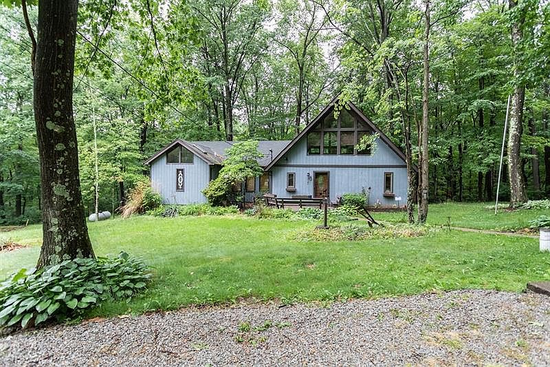 154 Cottonwood Rd, Acme, PA 15610 Zillow