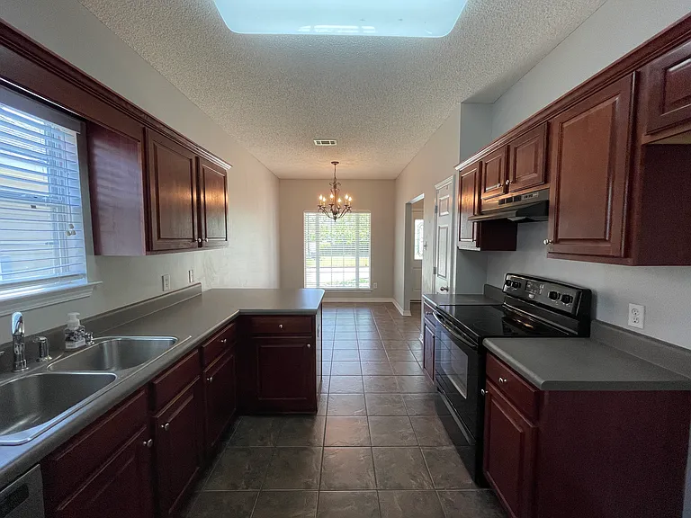 29928 Saint Simon St — Photo 3