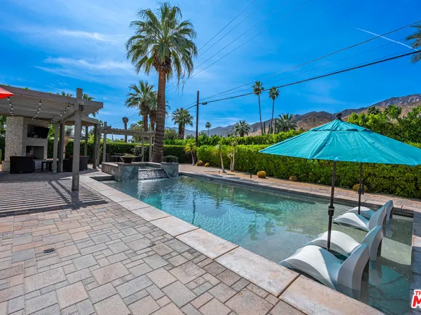 289 N Michelle Rd, Palm Springs, CA 92262