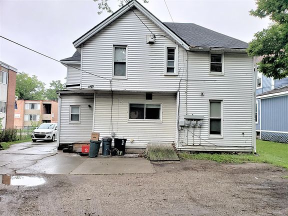 2nd image of 514 Washtenaw Ave