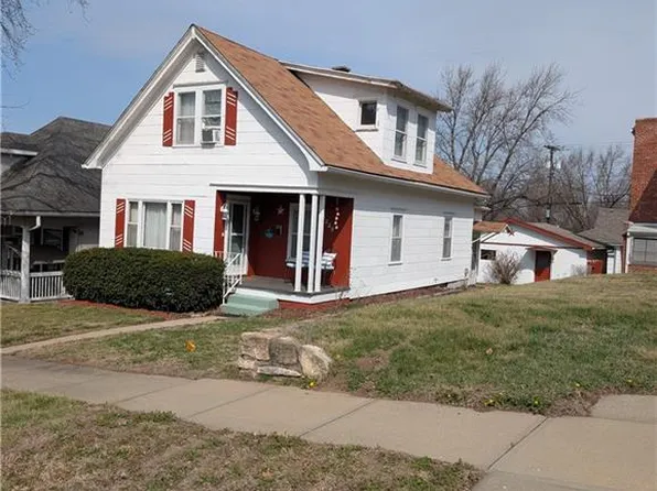 3223 Penn St, Saint Joseph, MO 64507