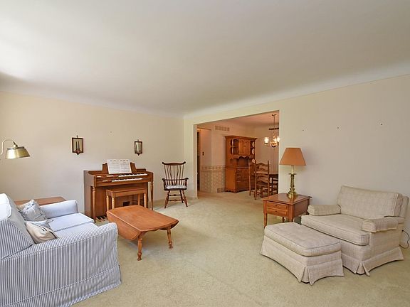 3rd image of 6022 Turpin Hills Dr