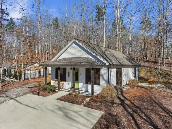 7621 Maple Pl, Murrayville, GA 30564