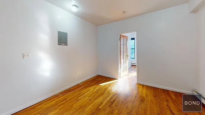 Rented by Bond New York | media 14