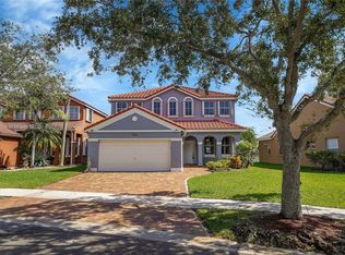 963 Falling Water Rd, Weston, FL 33326