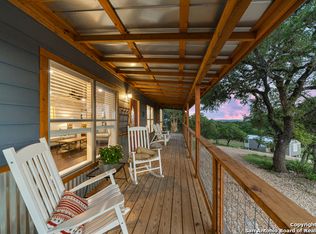 170 Fawn Ridge Dr, Bandera, TX 78003