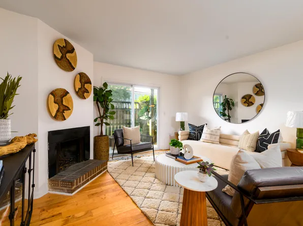 1402 Camp Rd APT 10D, Charleston, SC 29412