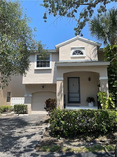 1st image of 806 NW 98th Ave