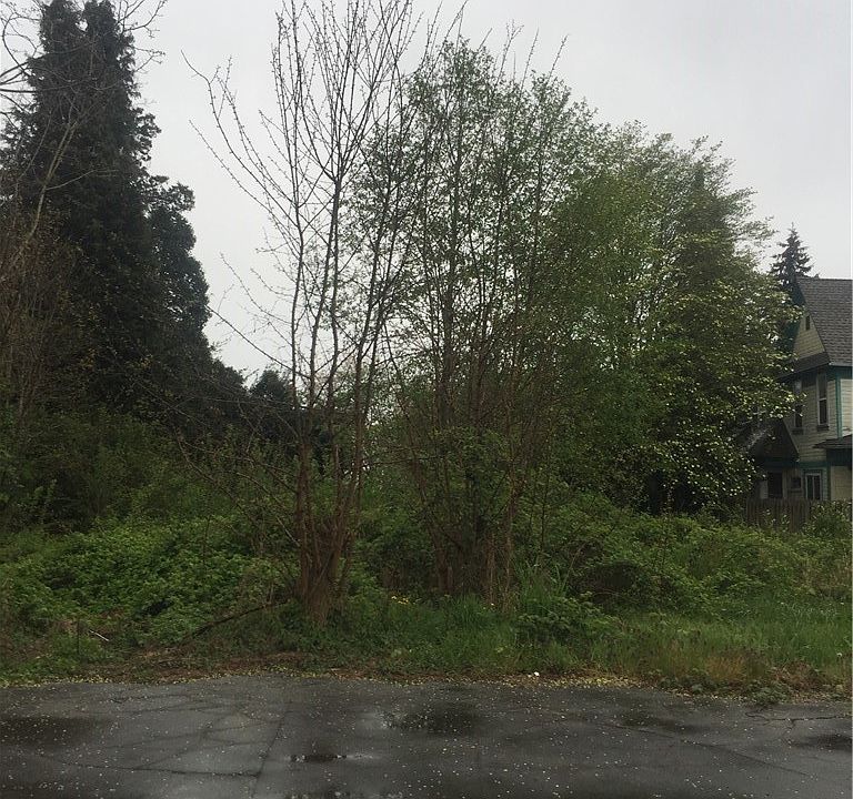 2nd image of 3531 Norton Ave #A