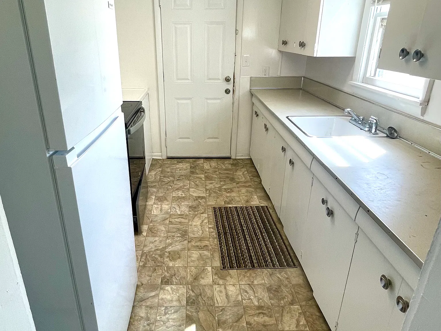 1 bed, 570 sqft, $750 — Photo 4