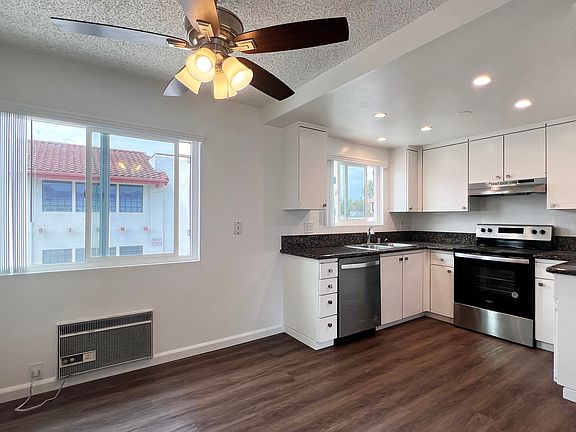 4th image of 4081 Green Ave #12