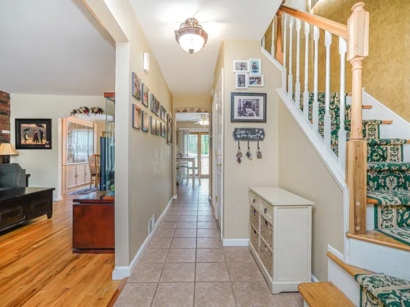 46 Mosely Avenue image 2 of 31