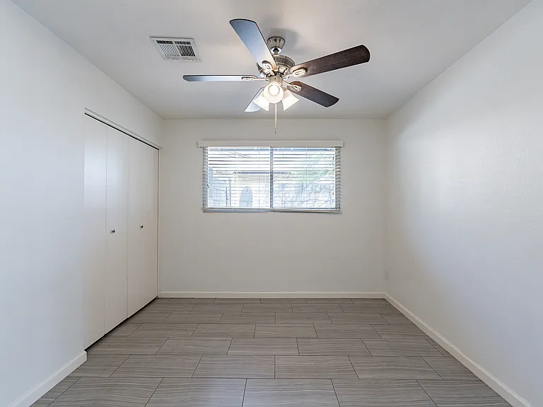 1262 E Hermosa Dr — Photo 20