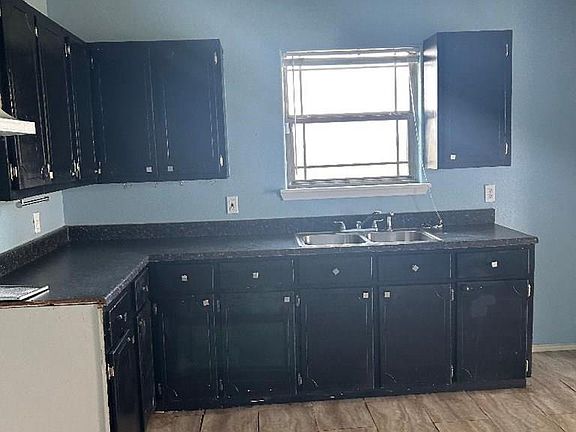 3rd image of 623 NW Fleming Ave Lot 7