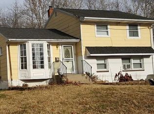 2017 S Winthrop Ave, Clementon, NJ 08021