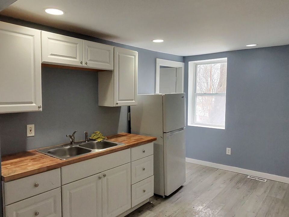 1st image of 741 Burden Ave Floor 1