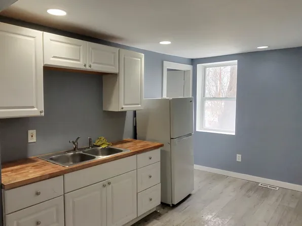 741 Burden Ave Floor 1, Troy, NY 12180