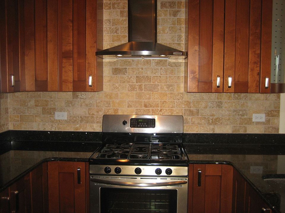 1st image of 4770 N Manor Ave APT 301