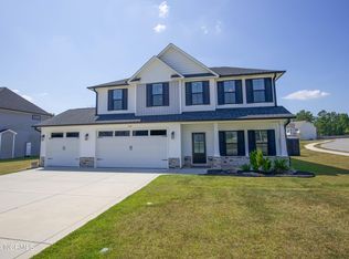 1155 Yellowwood Dr, Aberdeen, NC 28315