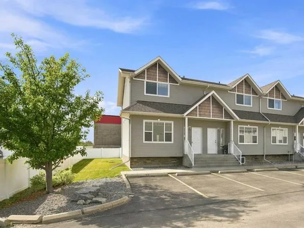 50 W Lucky Pl #115, Sylvan Lake, AB T4S 0E3