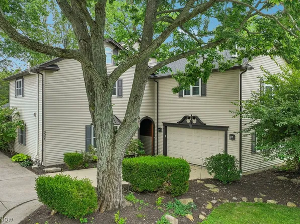 3035 Nagel Rd, Avon, OH 44011