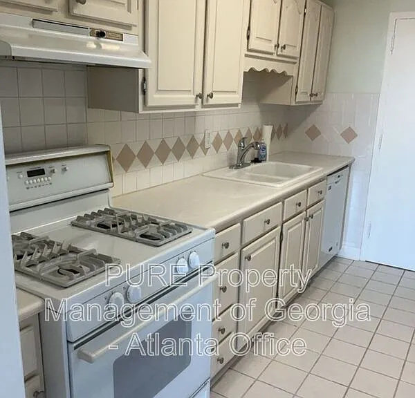 215 Piedmont Ave NE #1206 — Photo 4