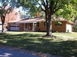 6320 Afton Dr, Dayton, OH 45415