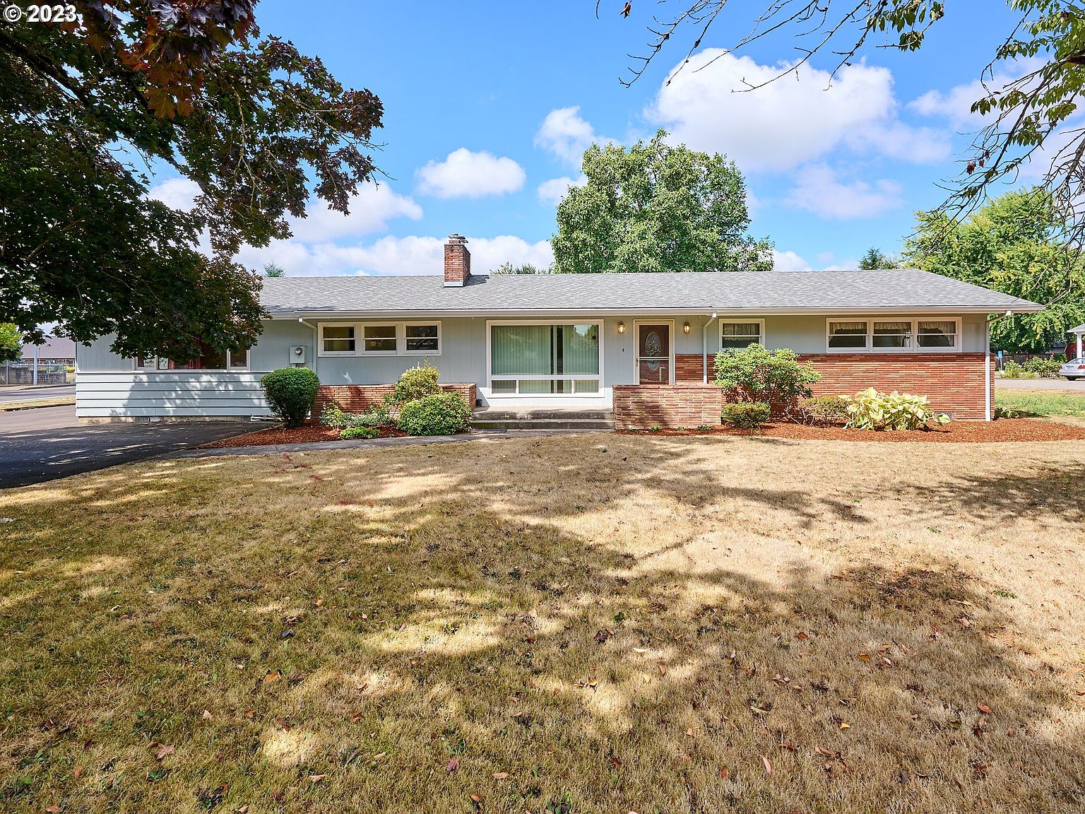 2523 N Boones Ferry Rd, Woodburn, OR 97071 Zillow