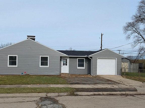 4th image of 3610 S Saint Joseph St