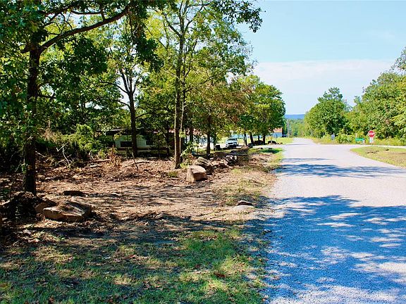 5th image of Pine Drive