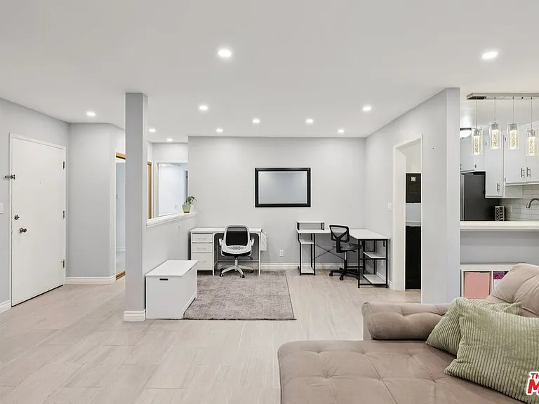 5625 Sumner Way #314 — Photo 3
