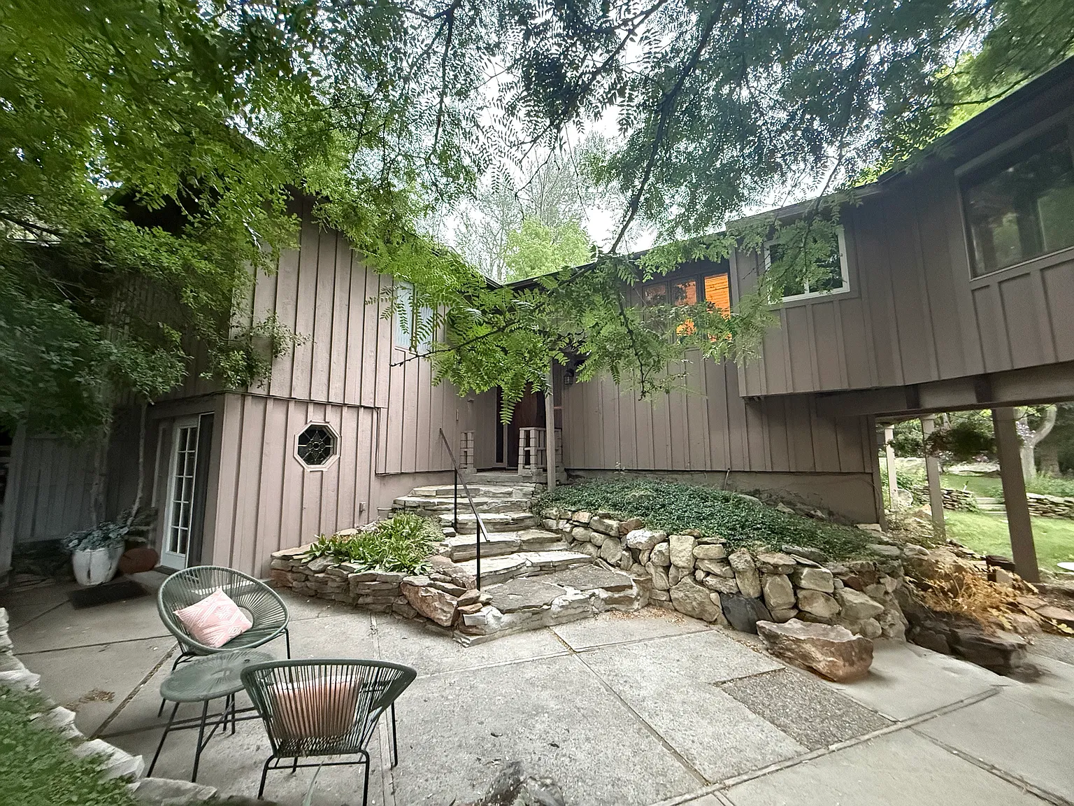 Studio, 450 sqft, $965 — Photo 1