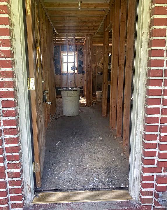 2nd image of 1287 Laughren Dr